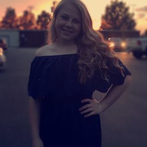 Meet your Posher, Mackenzie